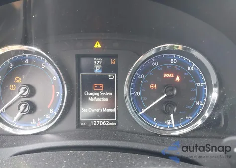 2018 Toyota Corolla Se from USA, damaged, VIN 2T1BURHE8JC014415